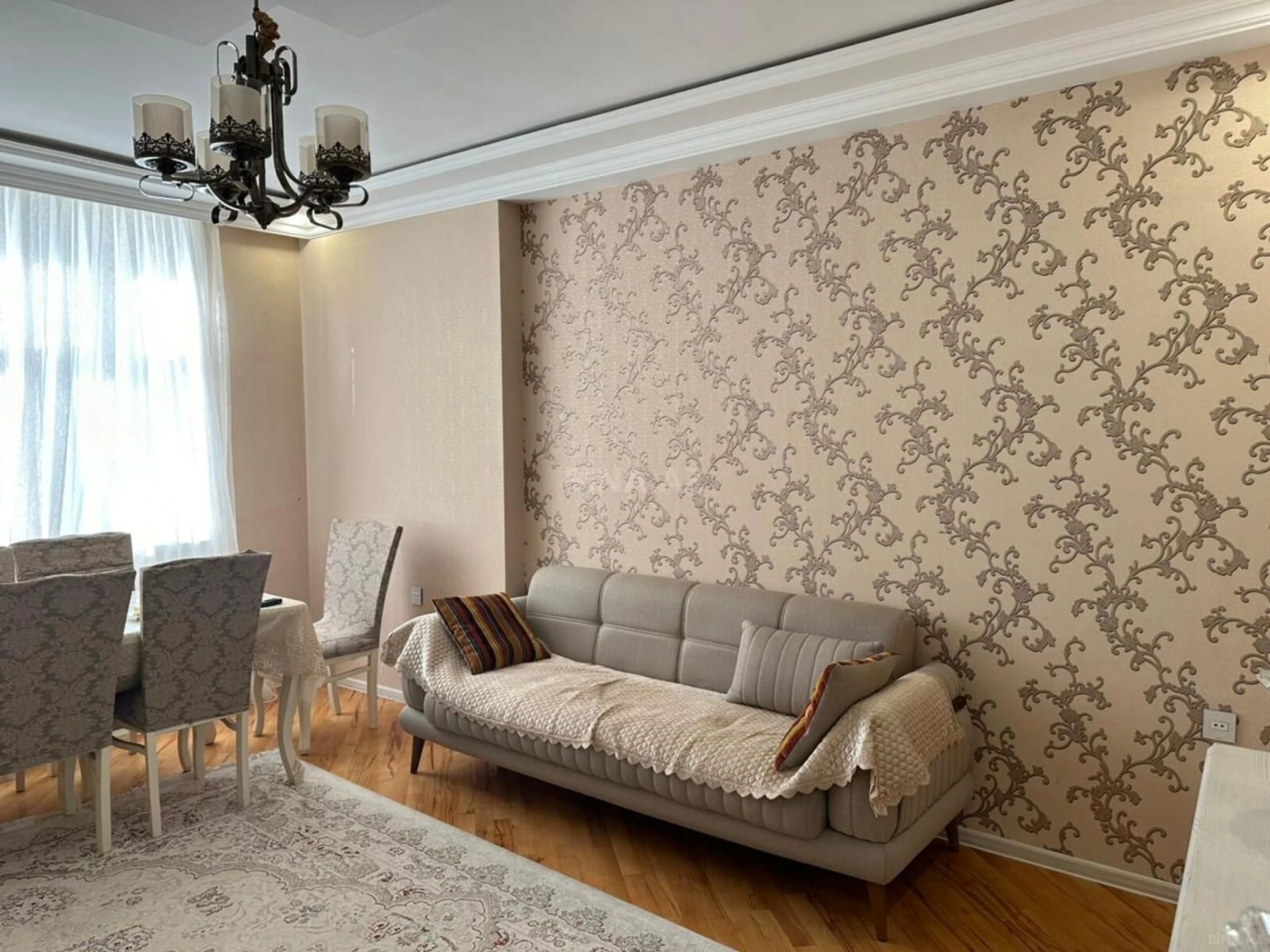 Satılır 3 otaqlı mənzil 100 m²