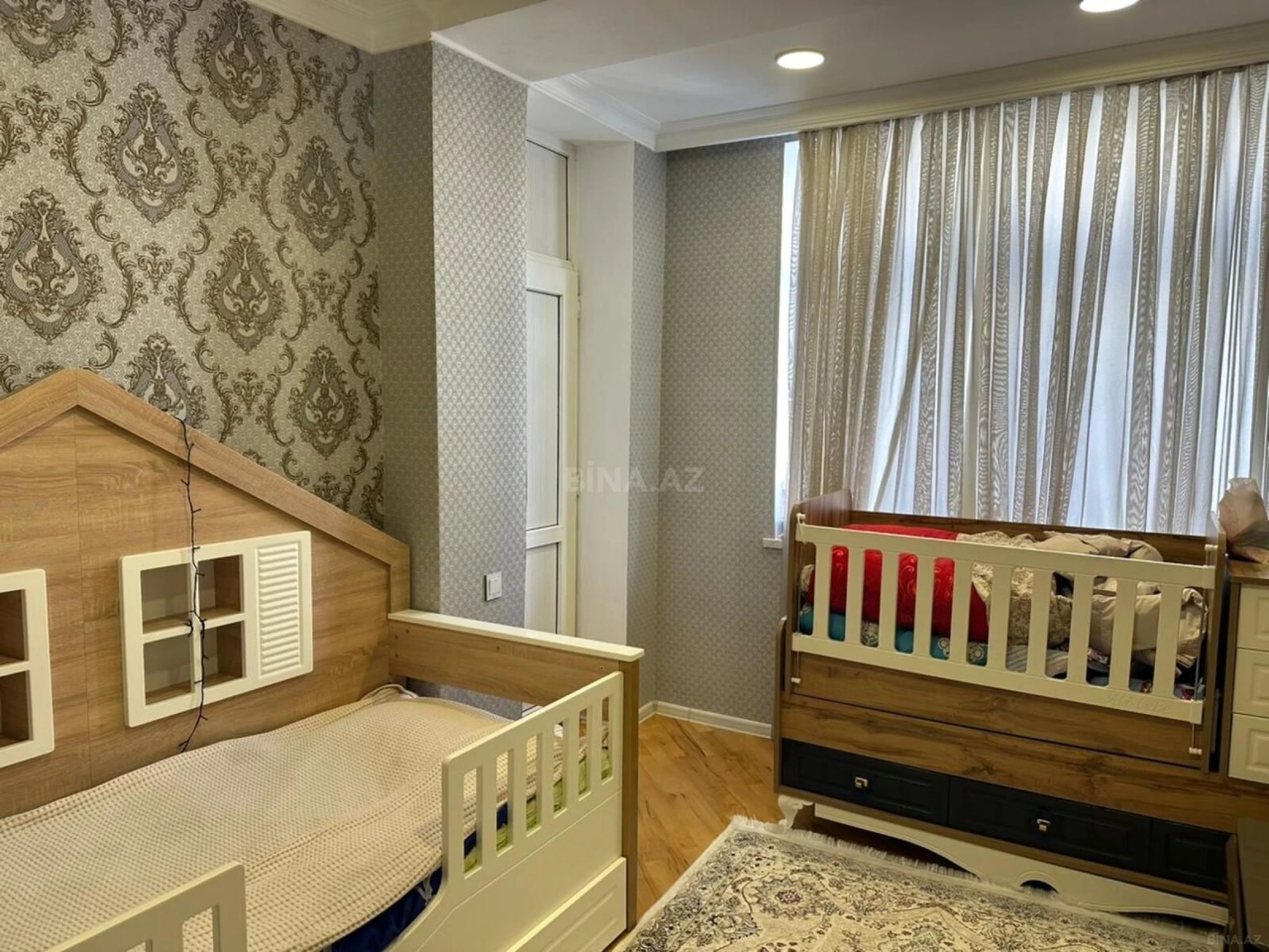 Satılır 3 otaqlı mənzil 100 m²