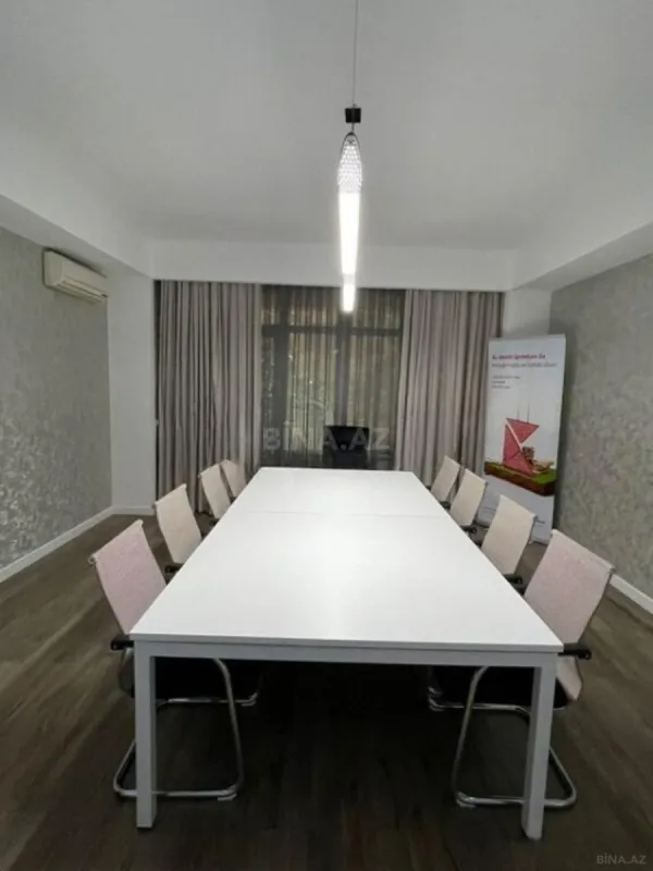 Kirayə verilir 7 otaqlı ofis 240 m²