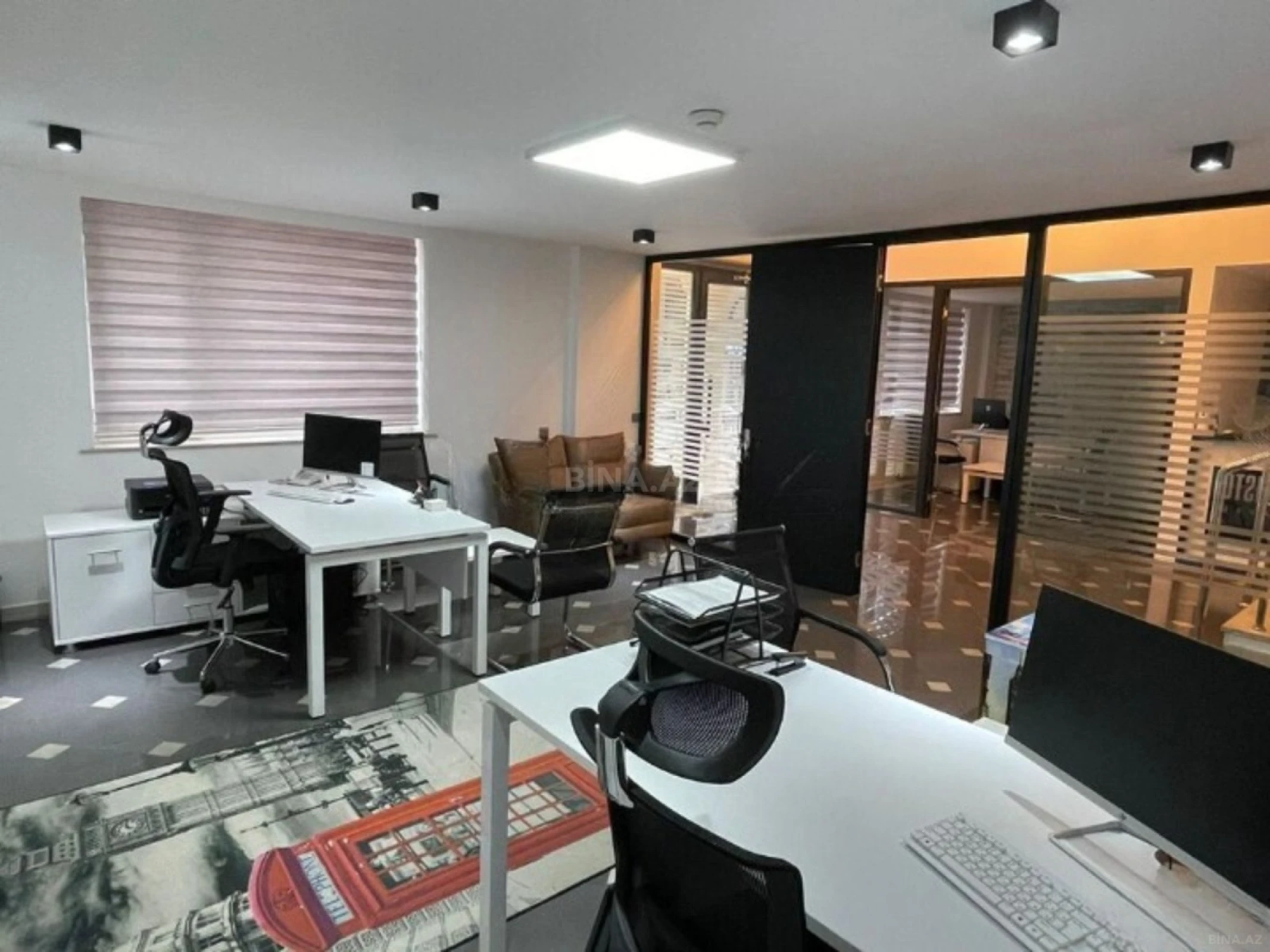 Kirayə verilir 7 otaqlı ofis 240 m²