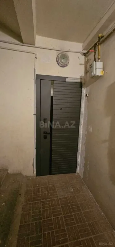 Satılır 5 otaqlı mənzil 121 m²