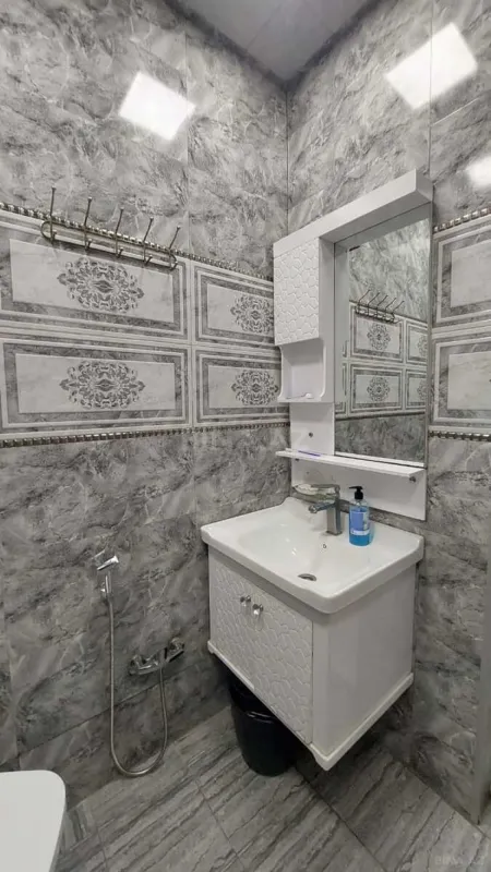 Satılır 2 otaqlı mənzil 55 m²