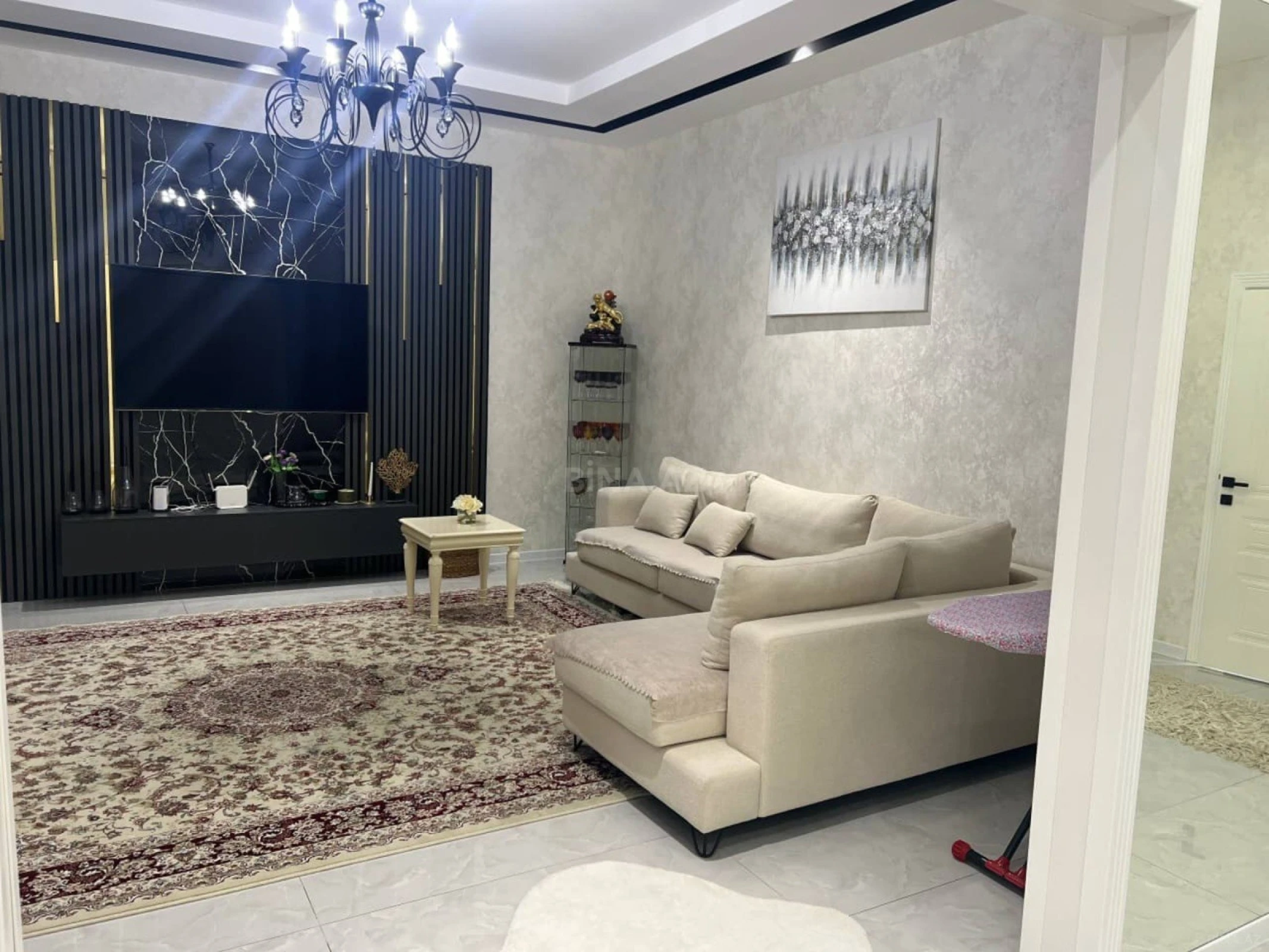 Satılır 4 otaqlı həyət evi 250 m²