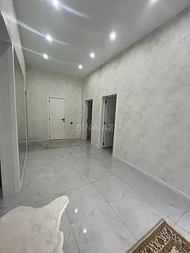 Satılır 4 otaqlı həyət evi 250 m²
