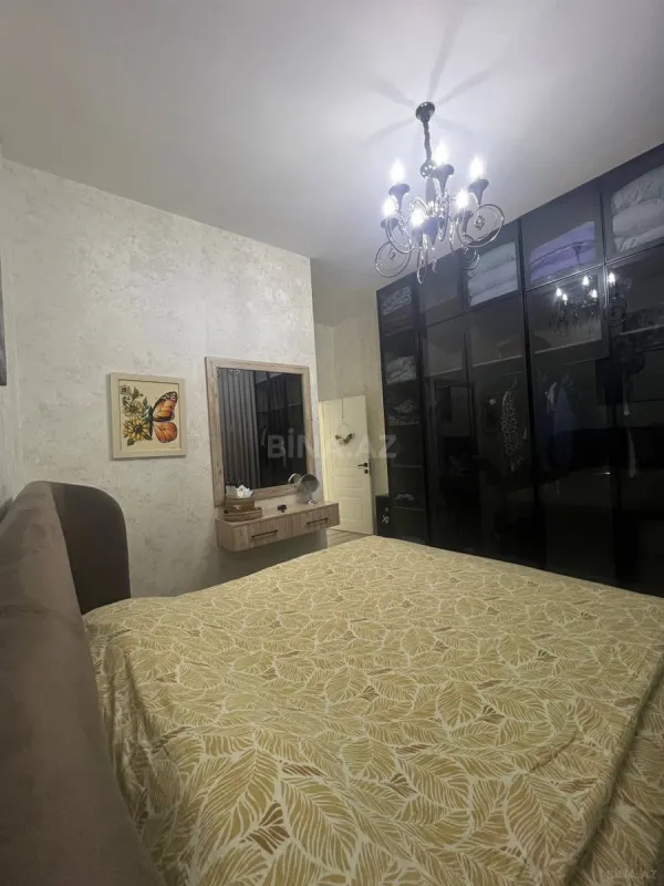 Satılır 4 otaqlı həyət evi 250 m²
