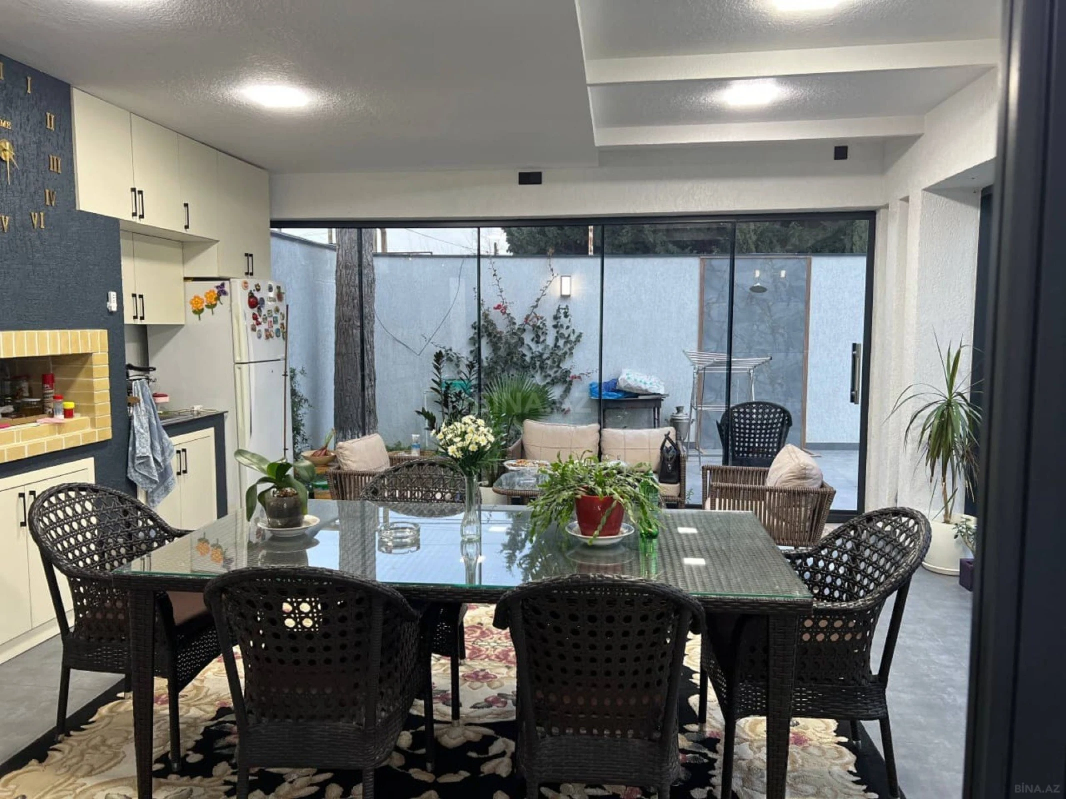 Satılır 4 otaqlı həyət evi 250 m²