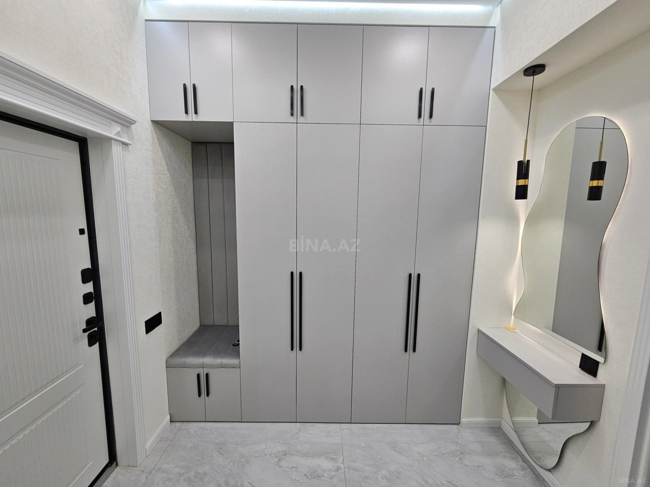 Satılır 3 otaqlı mənzil 63 m²