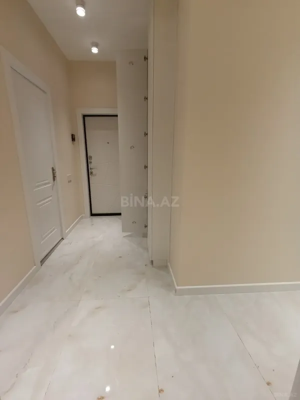 Satılır 2 otaqlı mənzil 66 m²