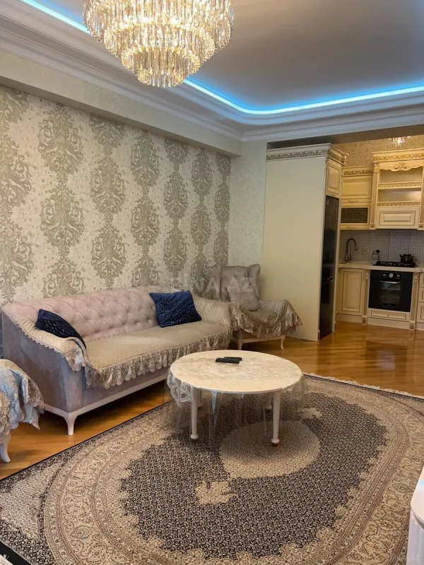 Kirayə verilir 3 otaqlı mənzil 100 m²