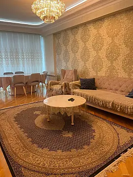 Kirayə verilir 3 otaqlı mənzil 100 m²