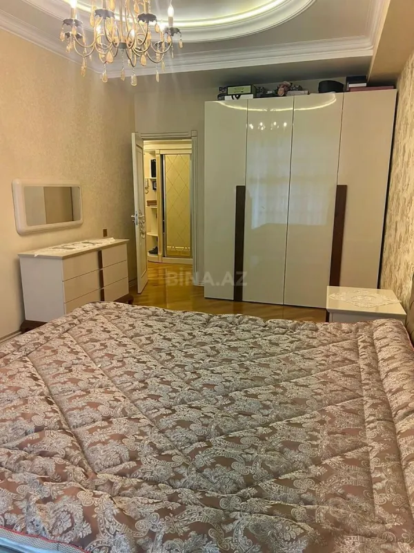 Kirayə verilir 3 otaqlı mənzil 100 m²