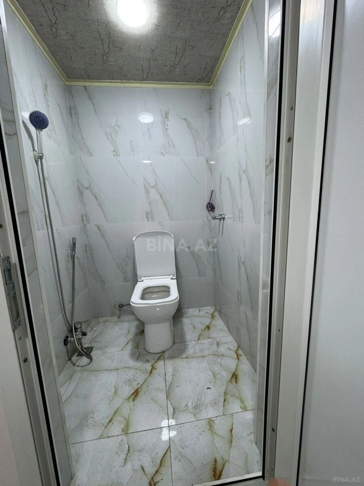 Kirayə verilir obyekt 70 m²