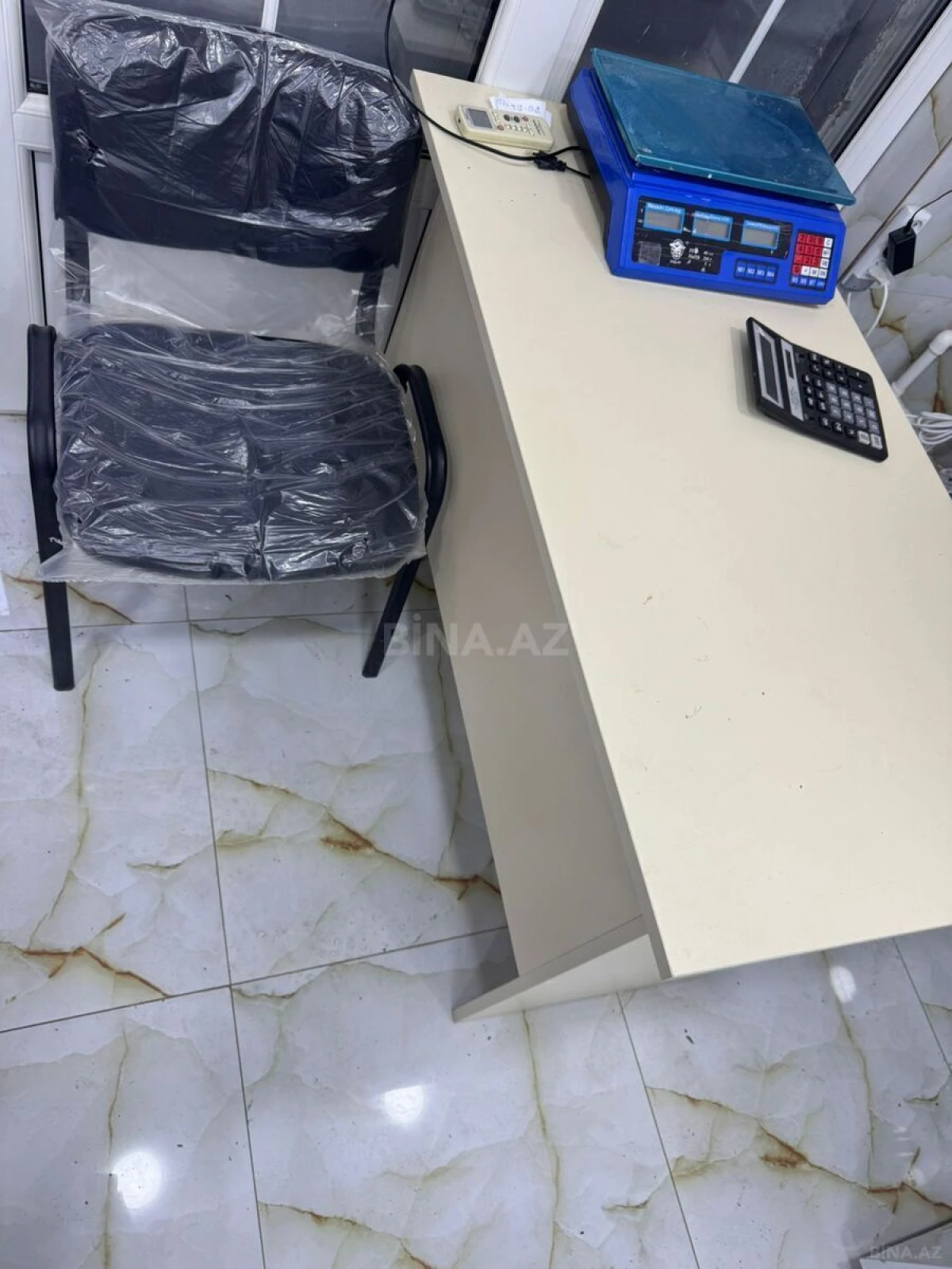 Kirayə verilir obyekt 70 m²