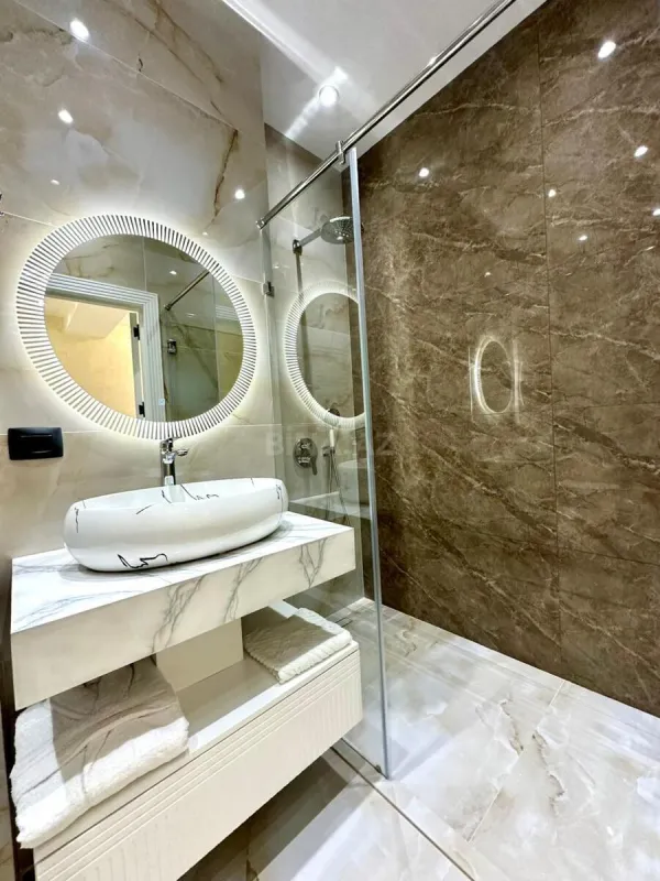 Kirayə verilir 2 otaqlı mənzil 83 m²