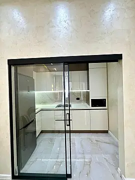 Kirayə verilir 2 otaqlı mənzil 83 m²