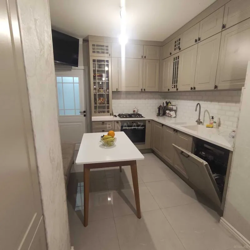 Satılır 3 otaqlı mənzil 75 m²