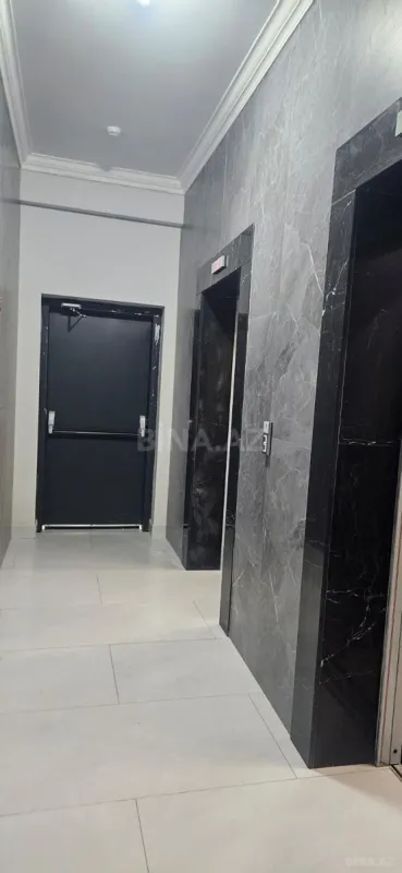 Satılır 2 otaqlı mənzil 103 m²