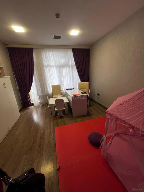 Kirayə verilir obyekt 1100 m²