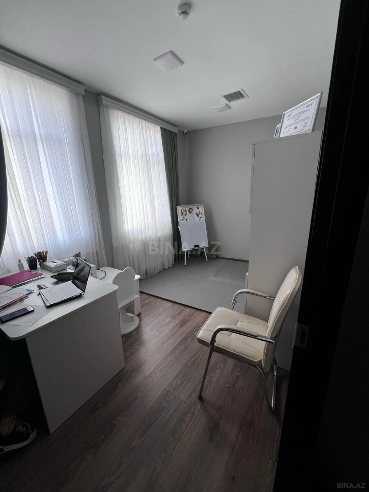 Kirayə verilir obyekt 1100 m²