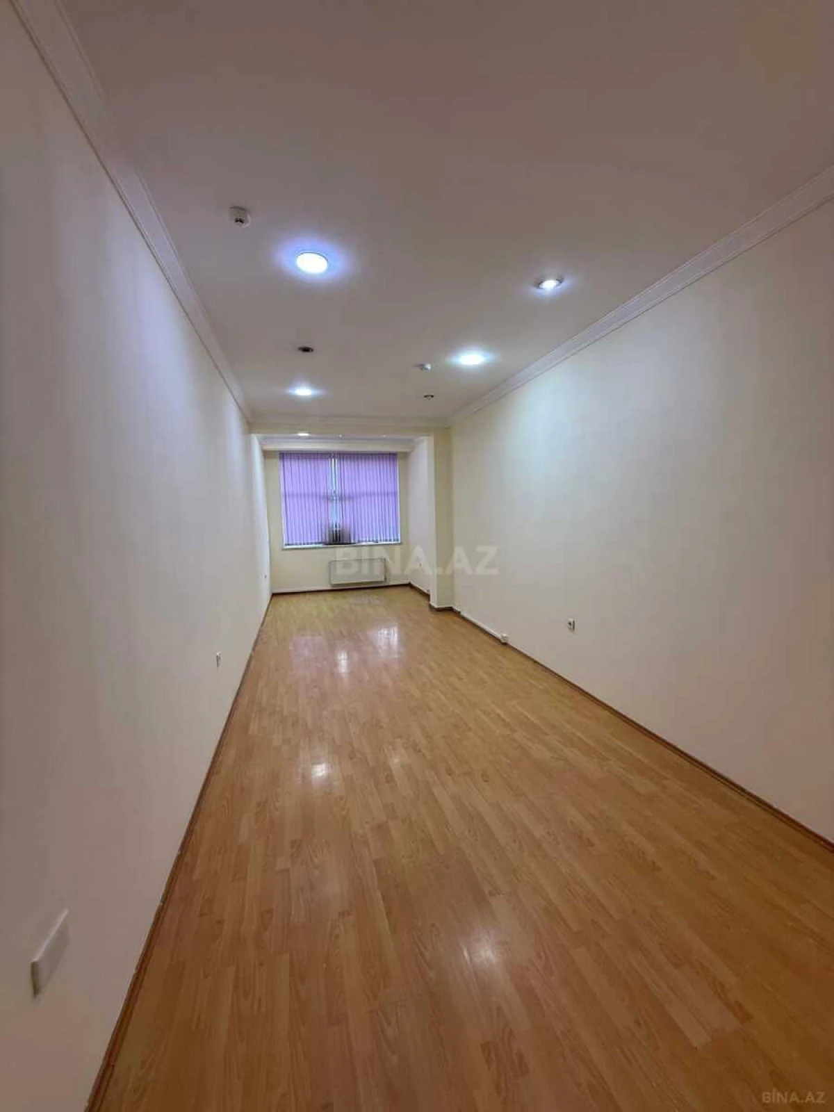Kirayə verilir 6 otaqlı ofis 225 m²