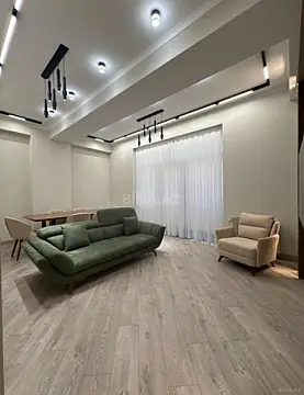 Satılır 4 otaqlı mənzil 120 m²