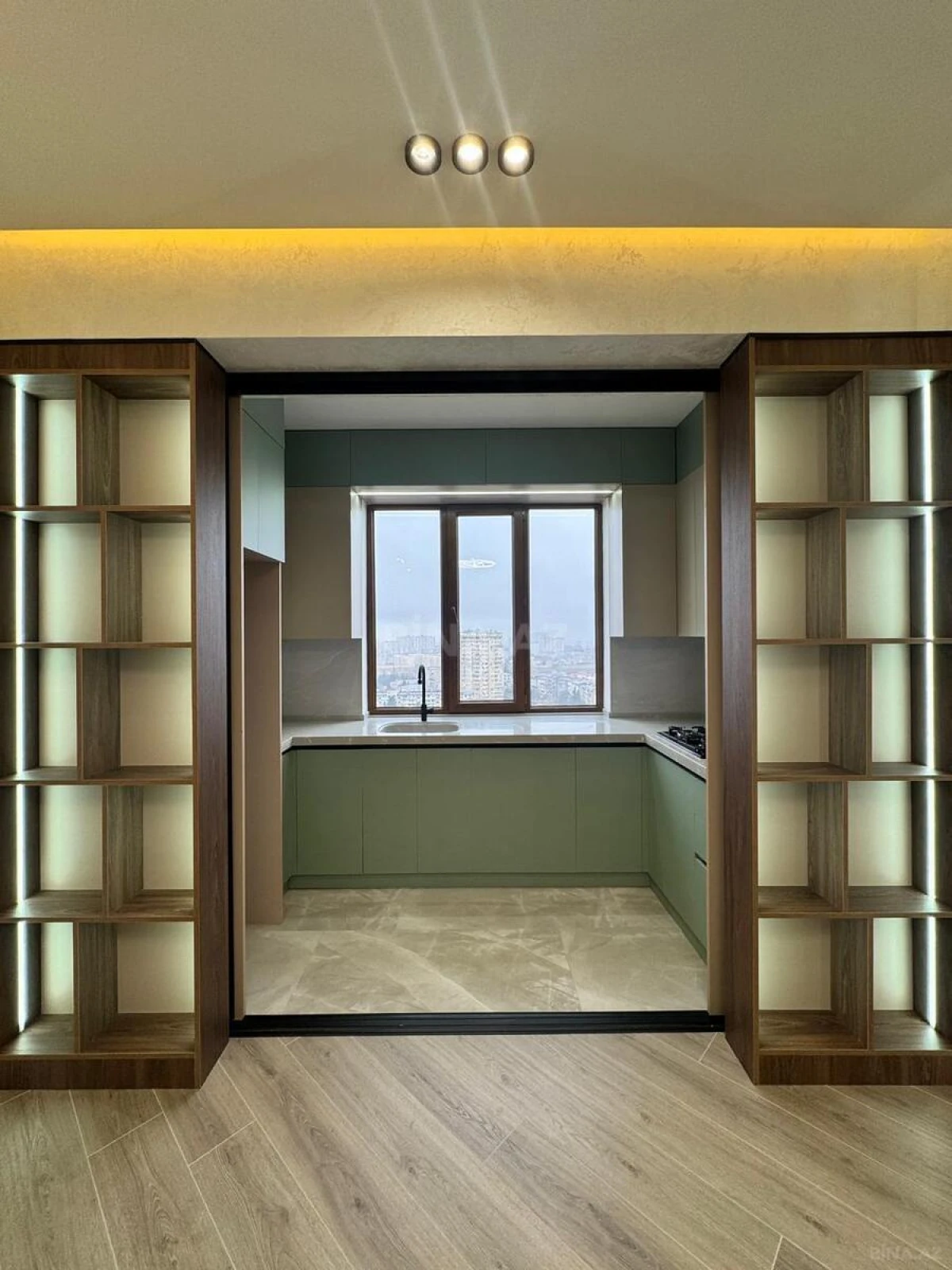 Satılır 2 otaqlı mənzil 67 m²