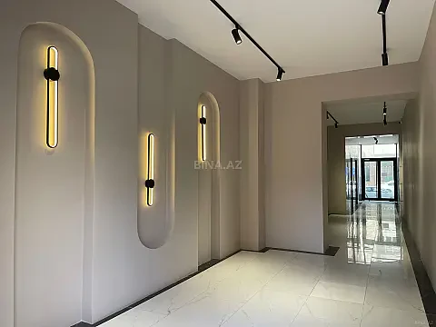 Satılır 5 otaqlı mənzil 268 m²