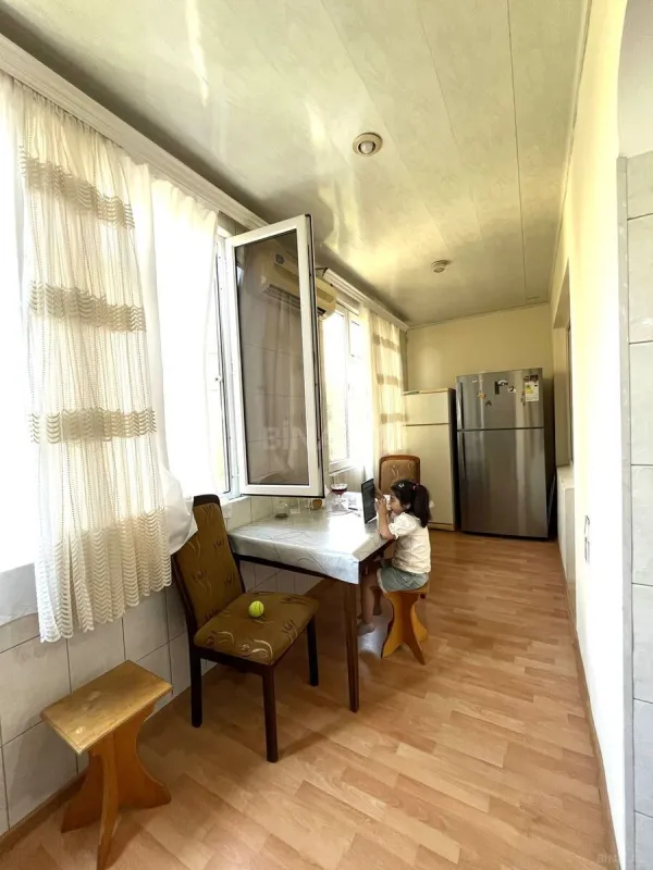 Satılır 3 otaqlı mənzil 100 m²