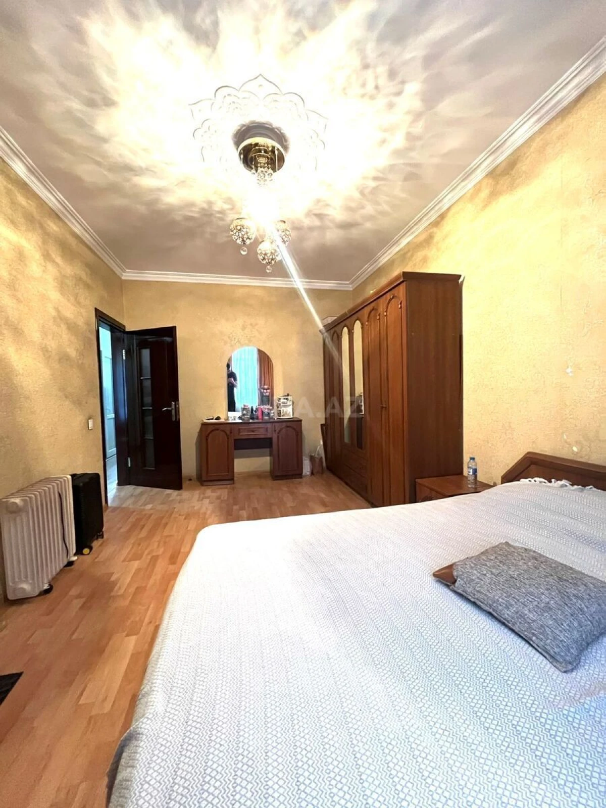 Satılır 3 otaqlı mənzil 100 m²
