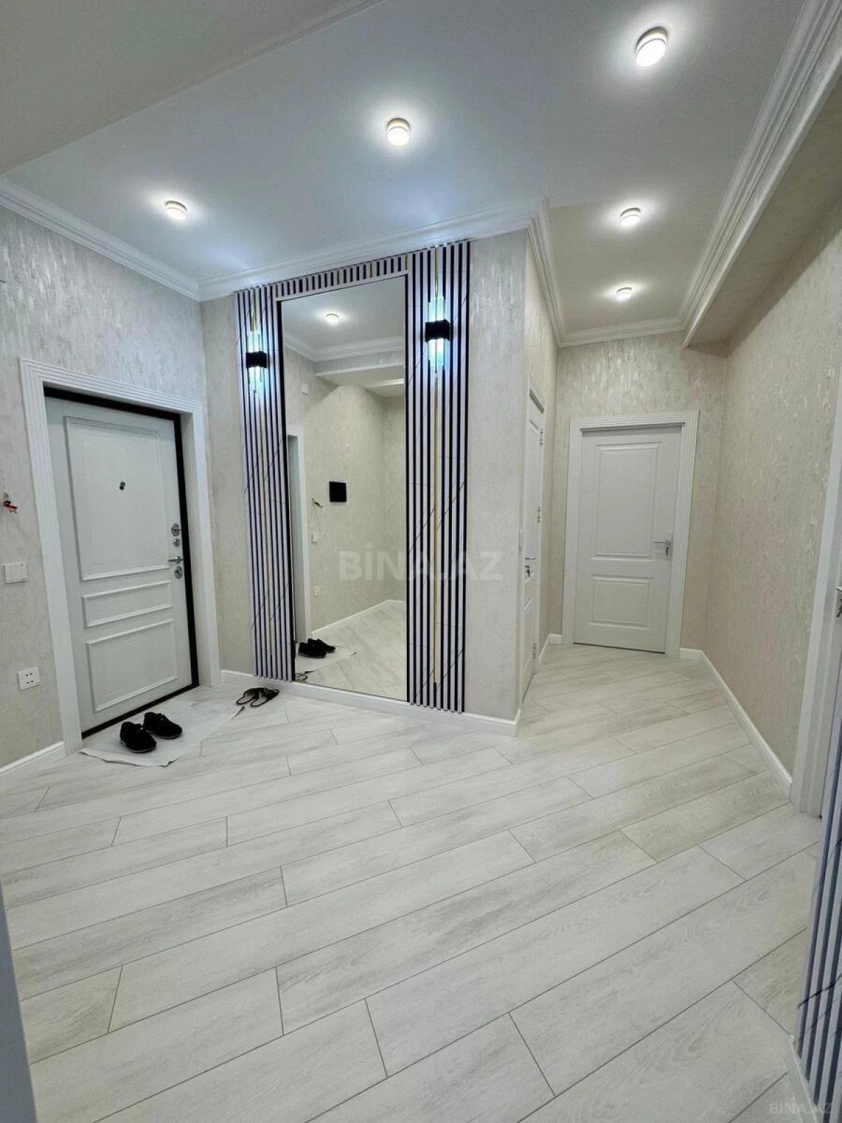 Satılır 3 otaqlı mənzil 83 m²