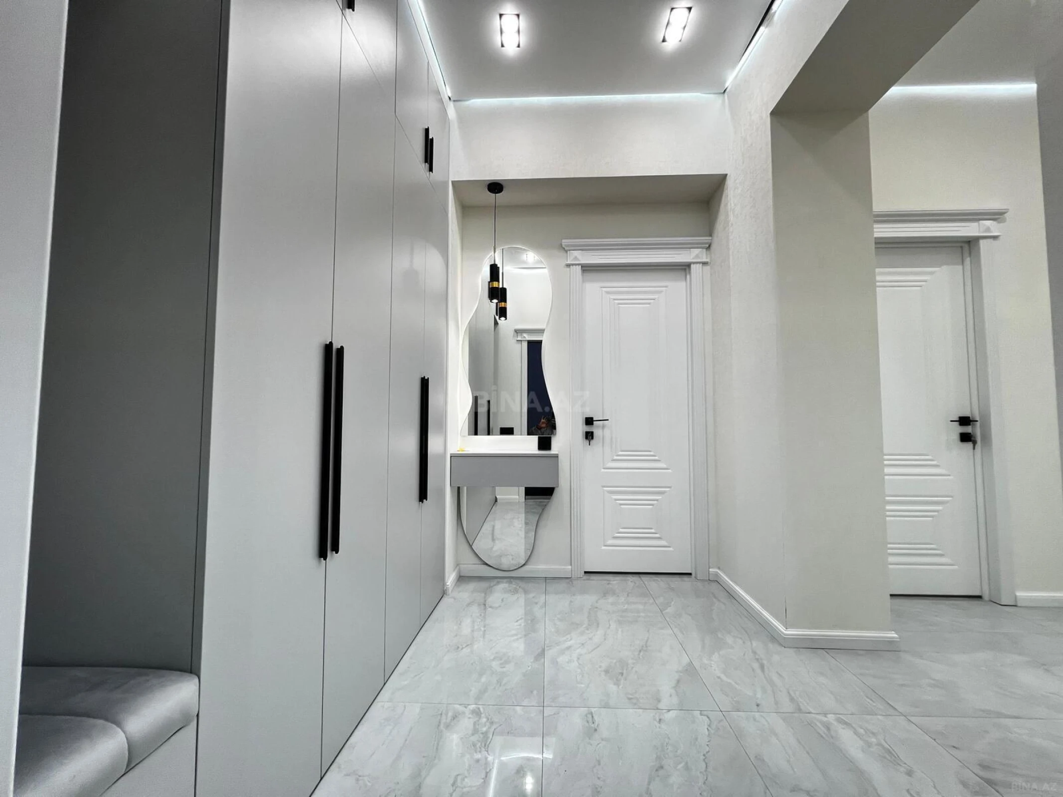 Satılır 3 otaqlı mənzil 62 m²