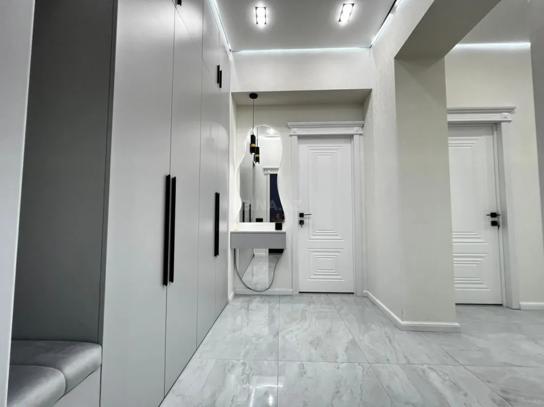 Satılır 3 otaqlı mənzil 62 m²