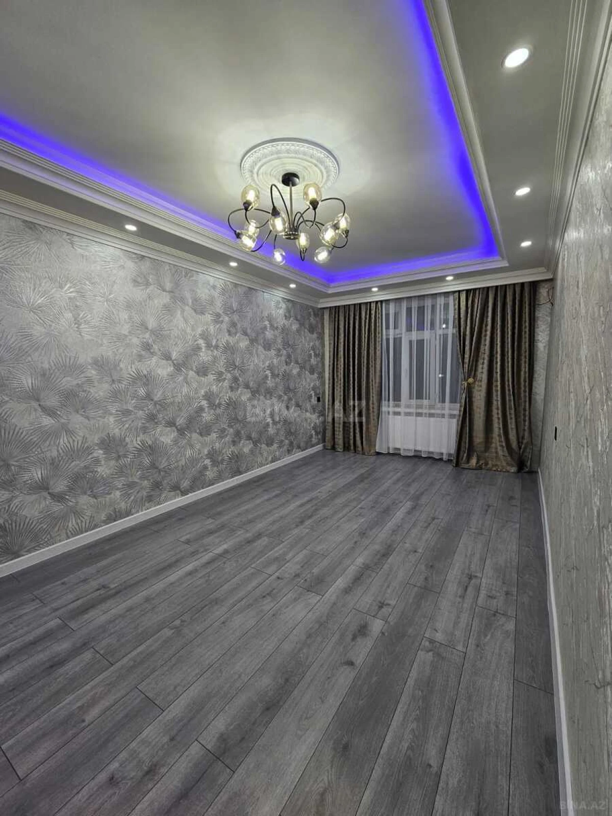 Satılır 3 otaqlı mənzil 75 m²