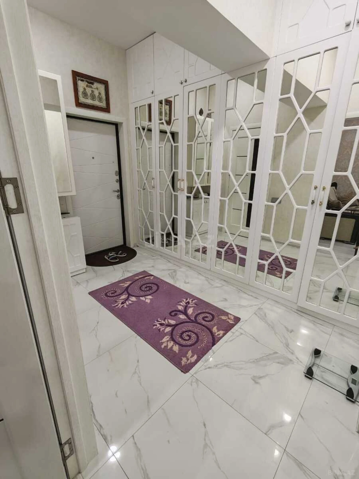Satılır 2 otaqlı mənzil 64 m²
