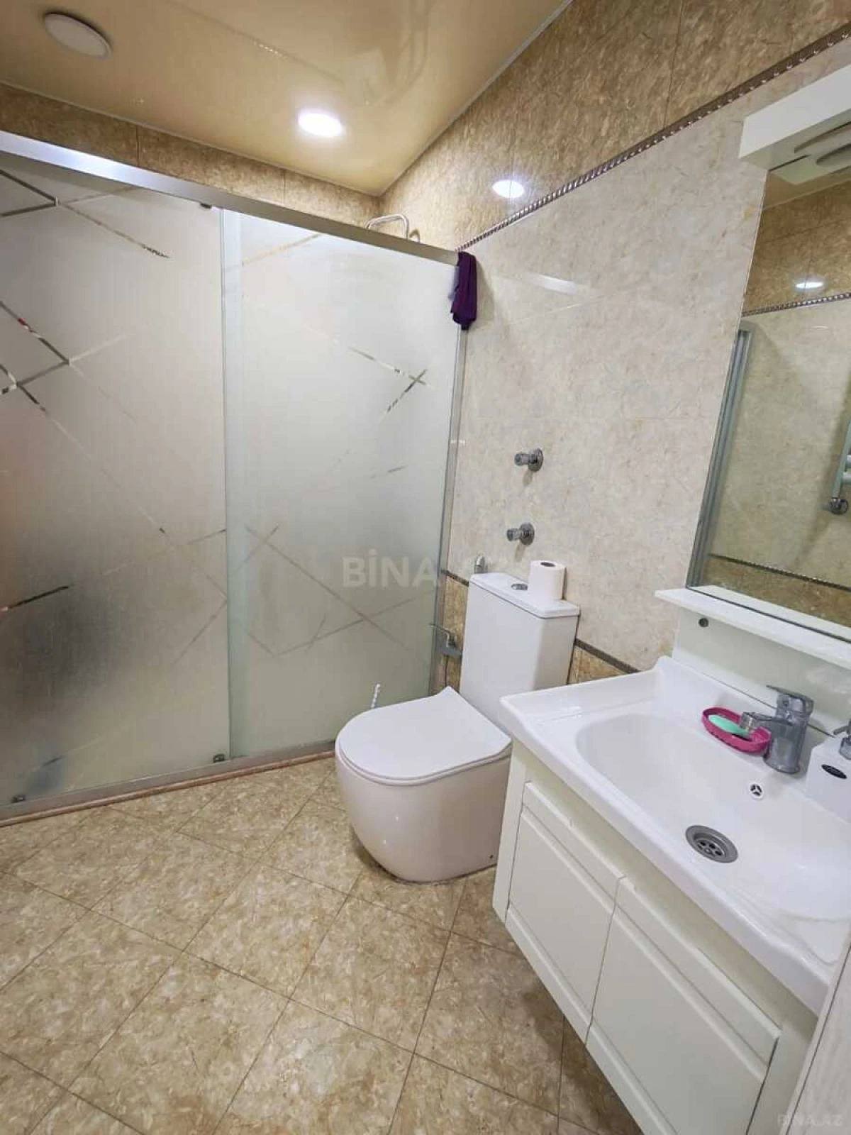 Satılır 2 otaqlı mənzil 64 m²