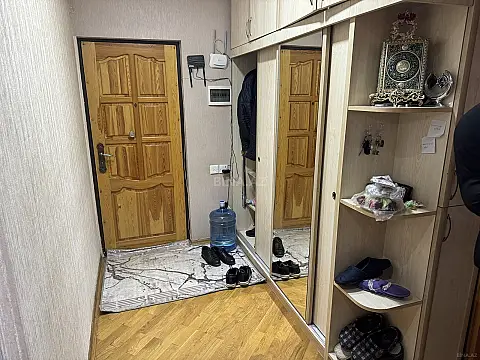 Satılır 3 otaqlı mənzil 70 m² — Bakı, Həzi Aslanov qəs. 3 otaq 70.00 m²