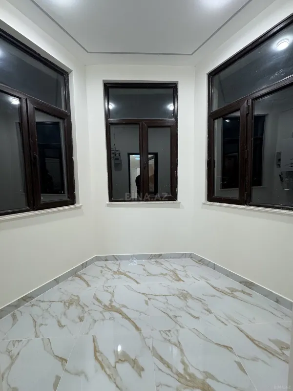 Satılır 2 otaqlı mənzil 75 m²