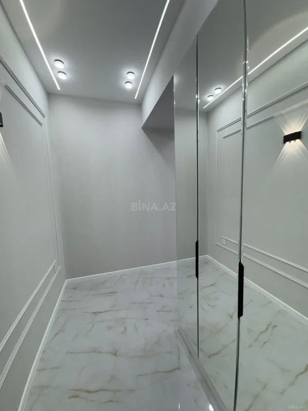 Satılır 2 otaqlı mənzil 75 m²