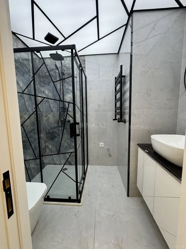 Satılır 2 otaqlı mənzil 75 m²