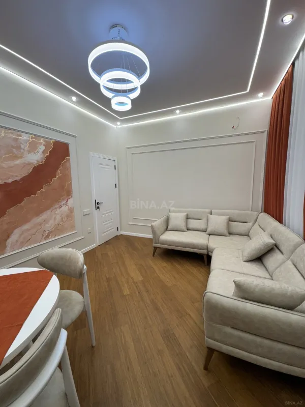 Satılır 2 otaqlı mənzil 75 m²