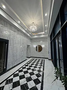 Satılır 4 otaqlı mənzil 241.9 m²