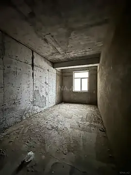 Satılır 4 otaqlı mənzil 241.9 m²