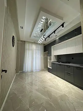 Satılır 3 otaqlı mənzil 125 m²