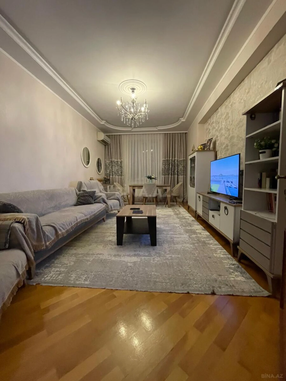 Satılır 3 otaqlı mənzil 125 m²
