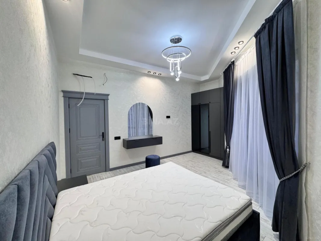 Satılır 3 otaqlı mənzil 95 m²