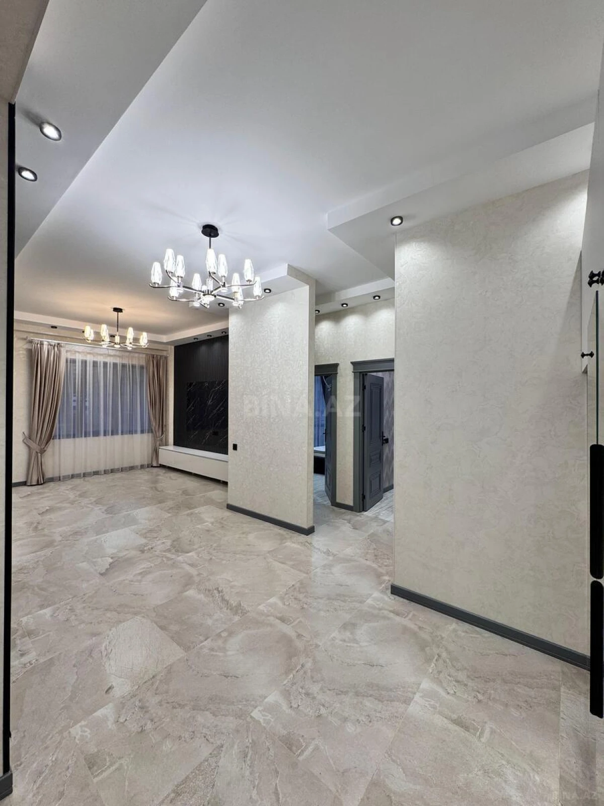 Satılır 3 otaqlı mənzil 95 m²