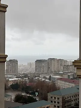 Satılır 4 otaqlı mənzil 168 m²