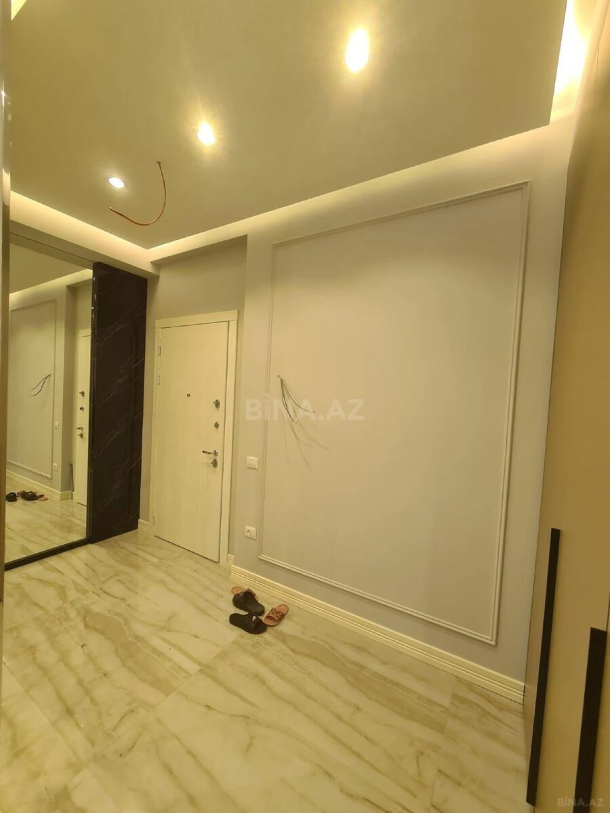 Kirayə verilir 3 otaqlı mənzil 119 m²