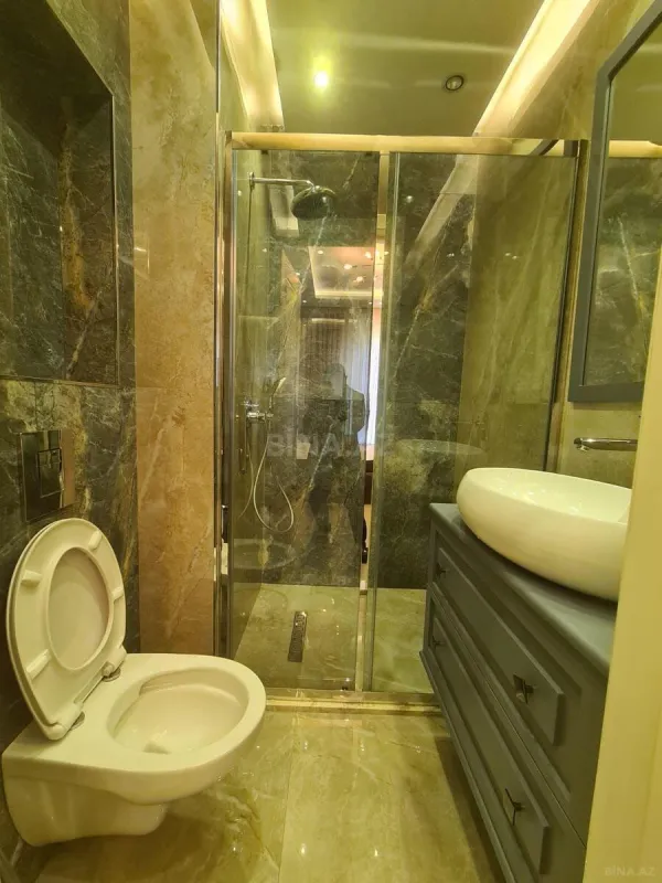 Kirayə verilir 3 otaqlı mənzil 119 m²