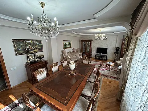 Satılır 5 otaqlı mənzil 170 m² — Bakı, Masazır 5 otaq 170.00 m²
